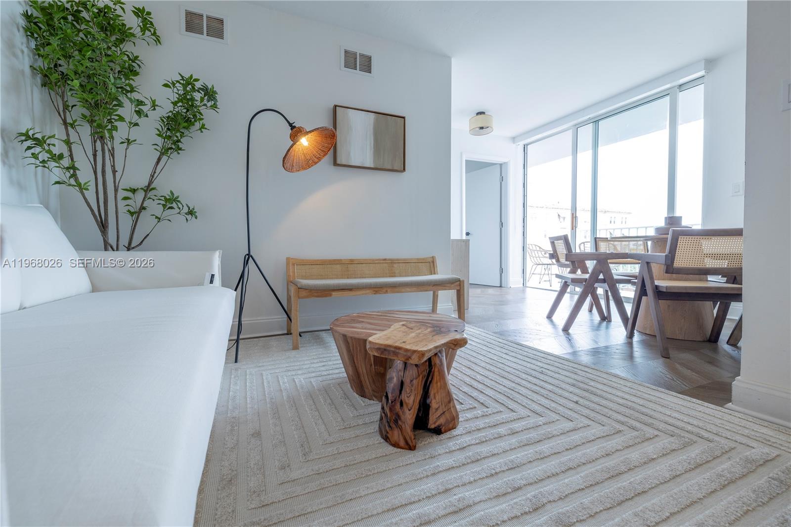1255 W Collins Ave # 604, Miami Beach FL 33139