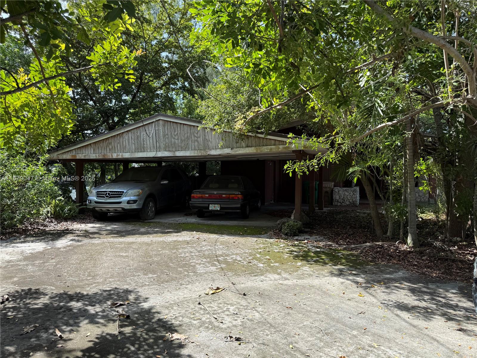 5600 SW 55th St, Davie FL 33314