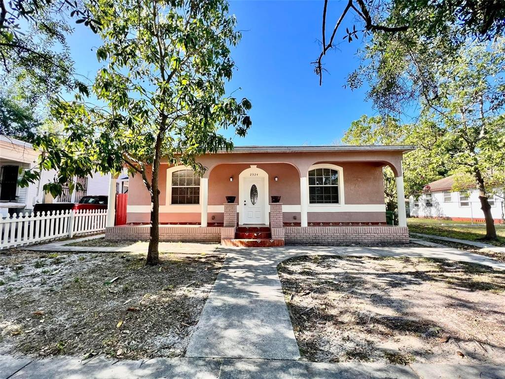 2324 W PALMETTO STREET