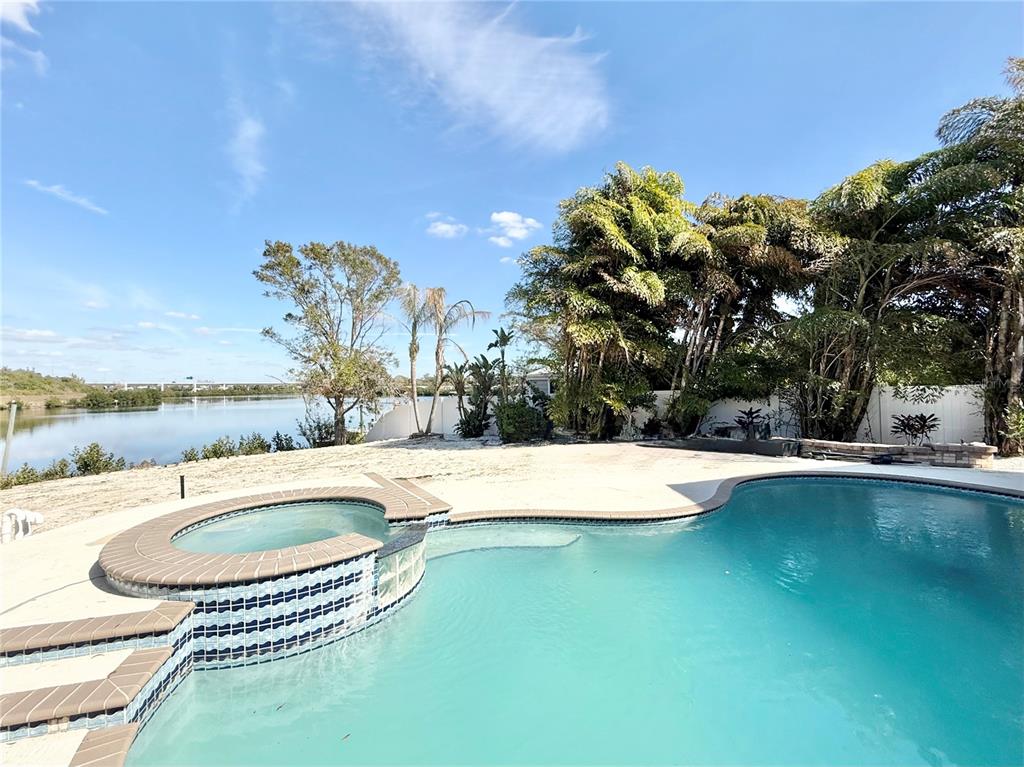 6710 MYRNA DRIVE, TAMPA, FL — photo 5 of 30