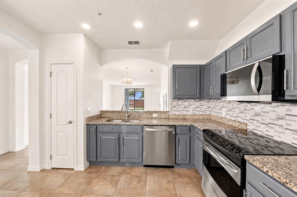 2307 ALOHA BAY COURT, OCOEE, FL — photo 5 of 26