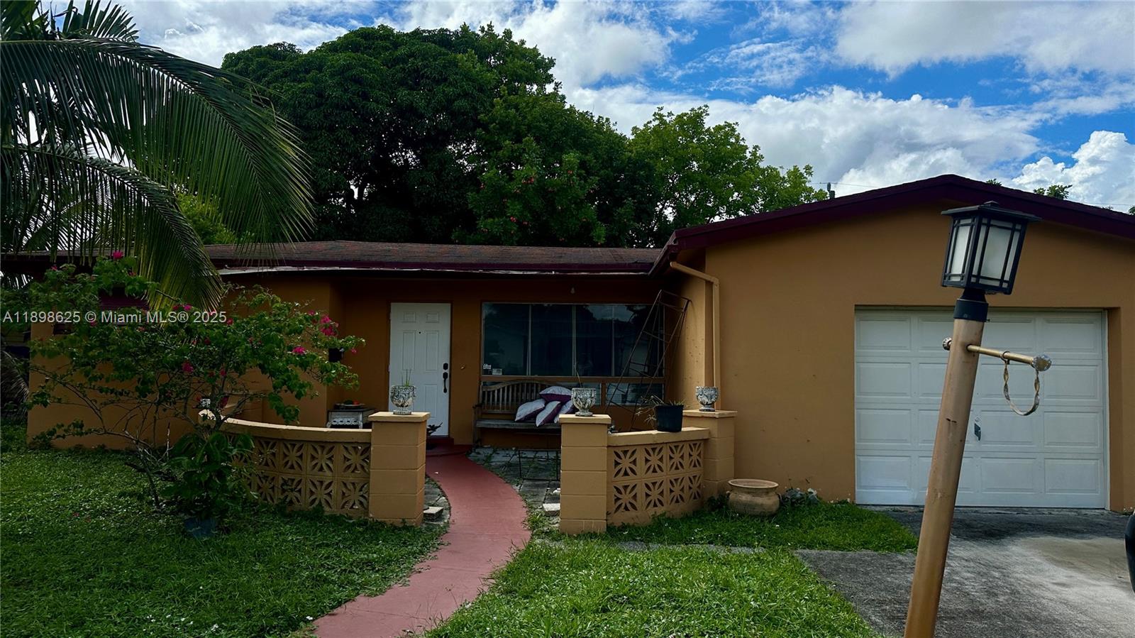 3313 NW 36th Ter, Lauderdale Lakes FL 33309