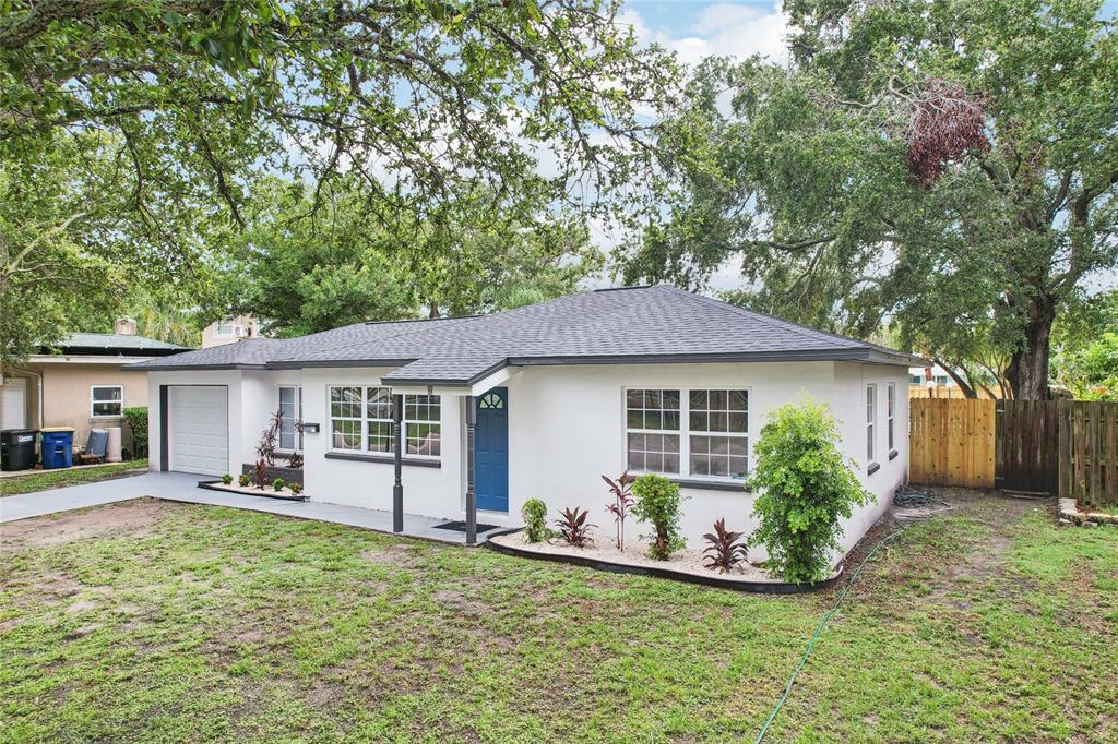 6 N ORION AVENUE