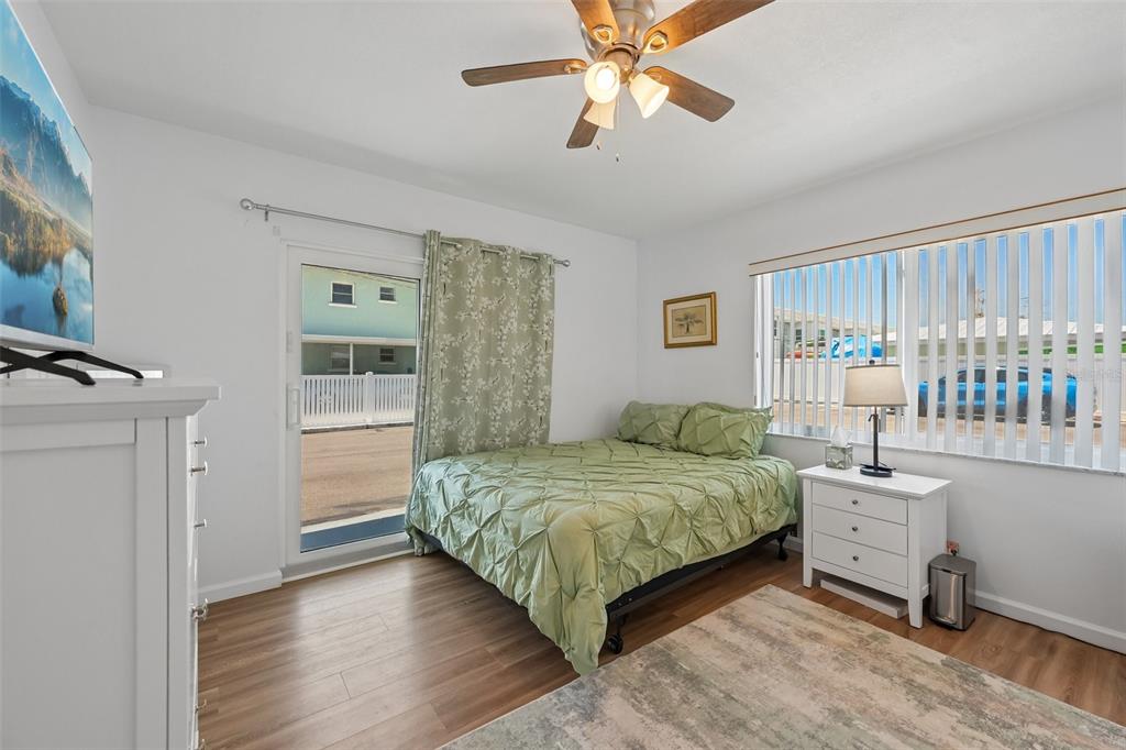 117 7TH STREET N UNIT 1