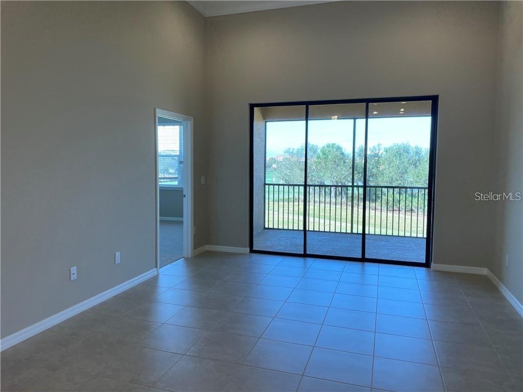 13823 MESSINA LOOP UNIT 203, BRADENTON, FL — photo 2 of 15