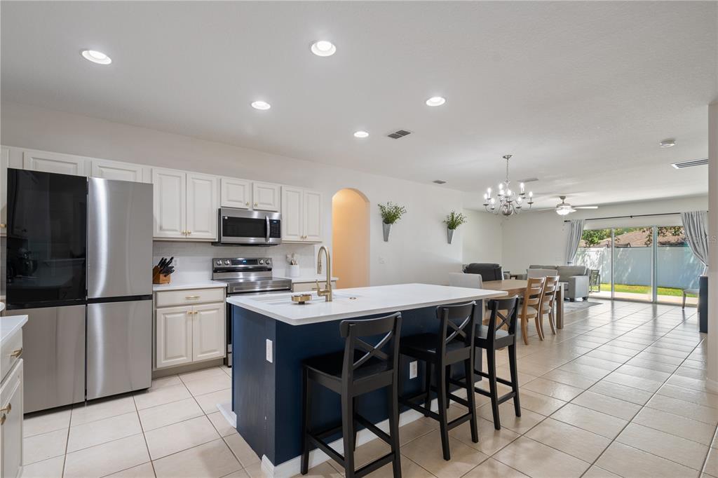 618 BAINBRIDGE LOOP, WINTER GARDEN, FL — photo 5 of 30