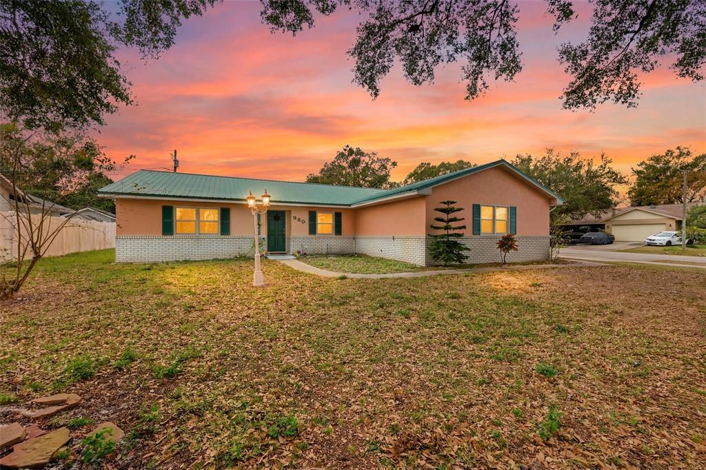 980 BUTTERCUP TERRACE