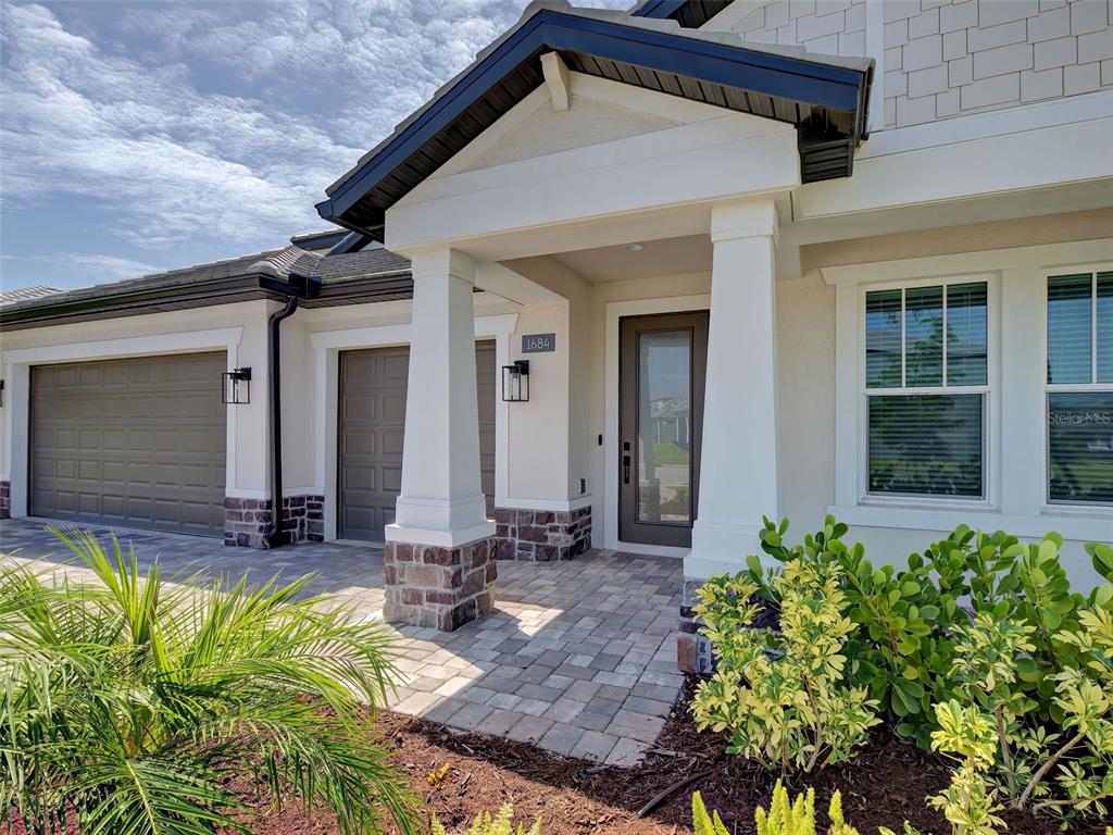 1684 LUGANO CIRCLE