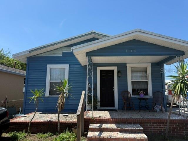 1505 E 28TH