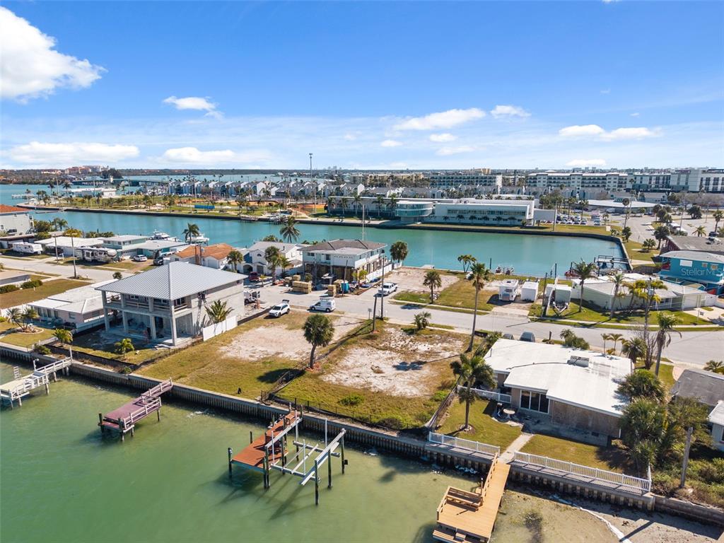 15307 HARBOR DRIVE, MADEIRA BEACH, FL — photo 3 of 26