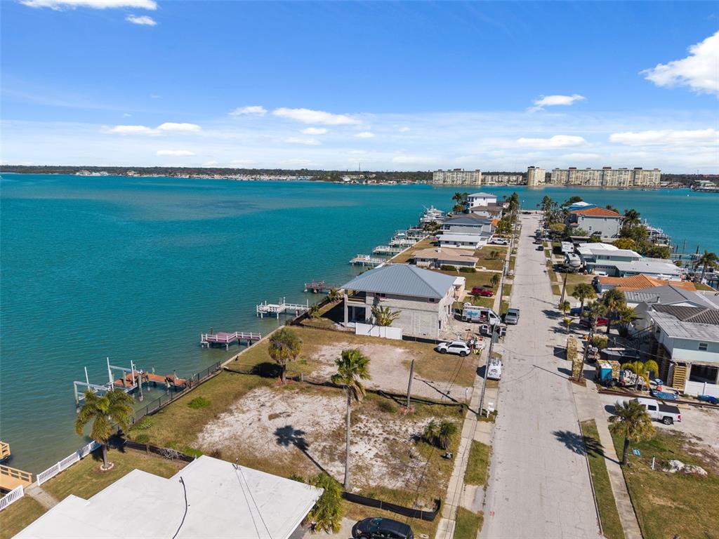15307 HARBOR DRIVE, MADEIRA BEACH, FL — photo 5 of 26