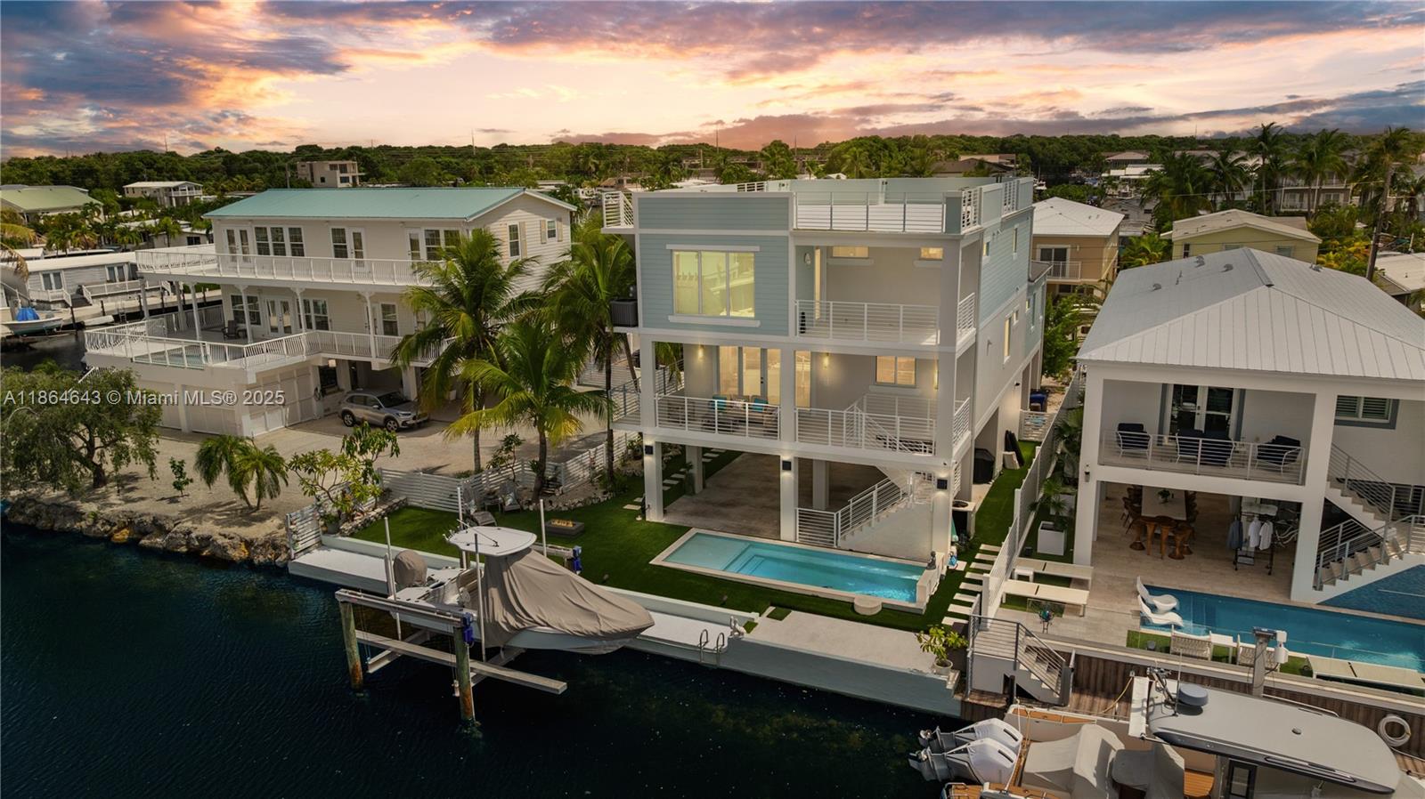 705 Garden State Ln, Key Largo FL 33037
