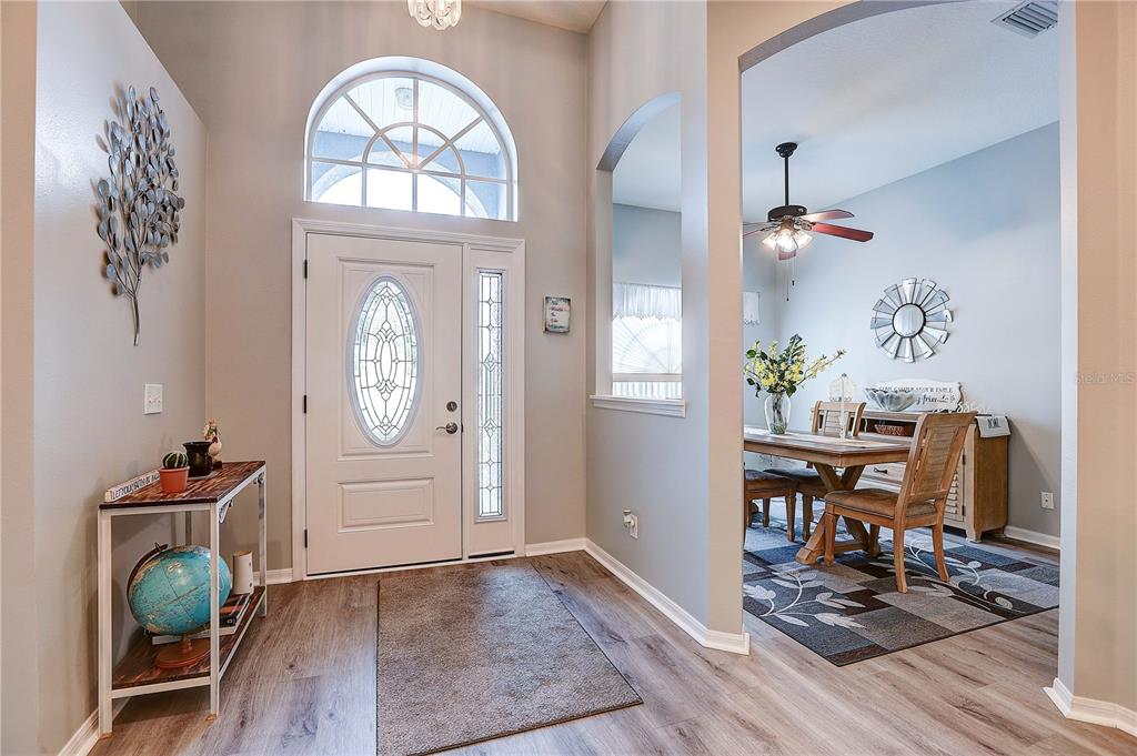 2242 TOWERING OAKS CIRCLE, SEFFNER, FL — photo 4 of 30