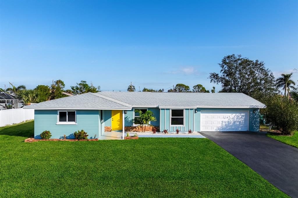 114 FRANCIS DRIVE NE