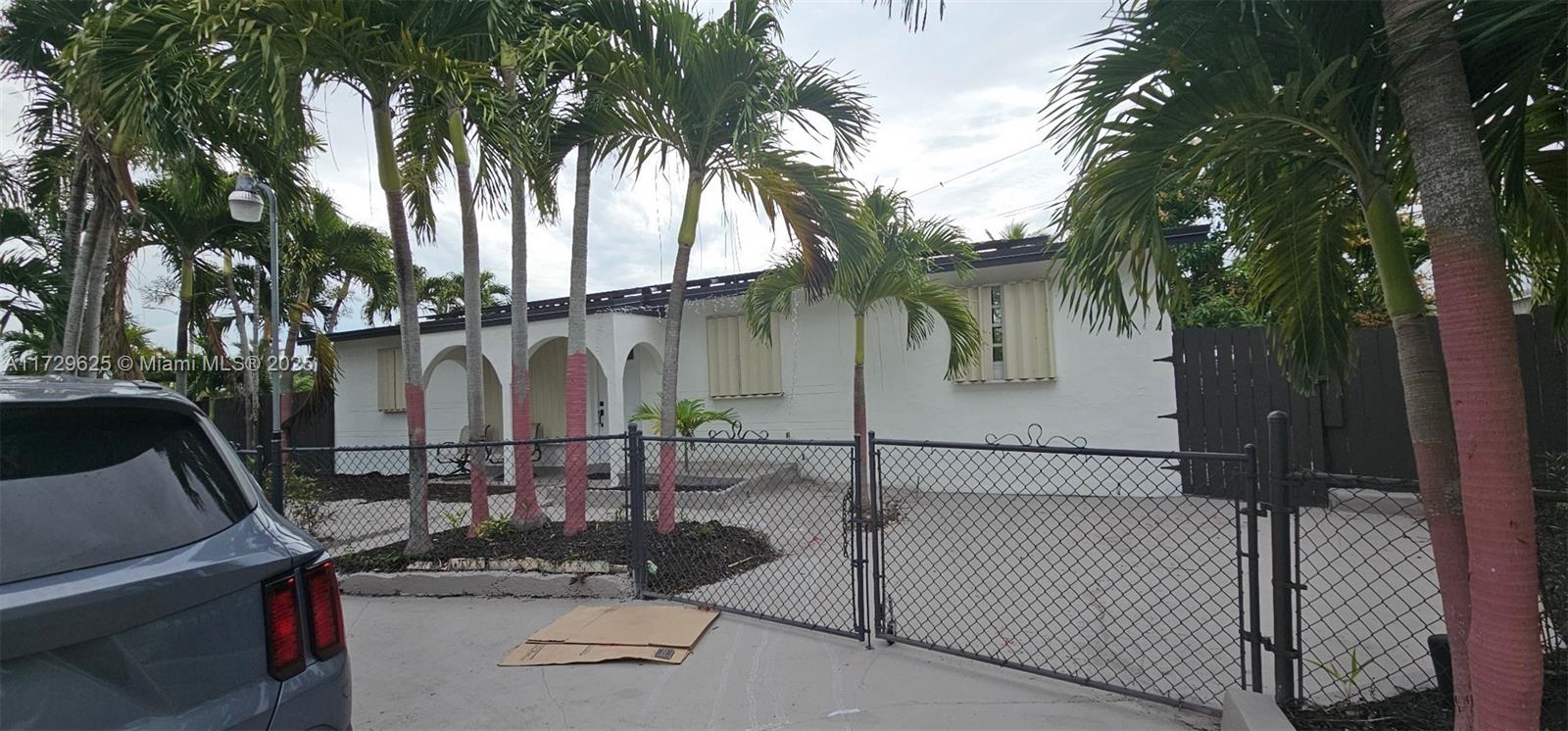 11880 SW 185th St, Miami FL 33177