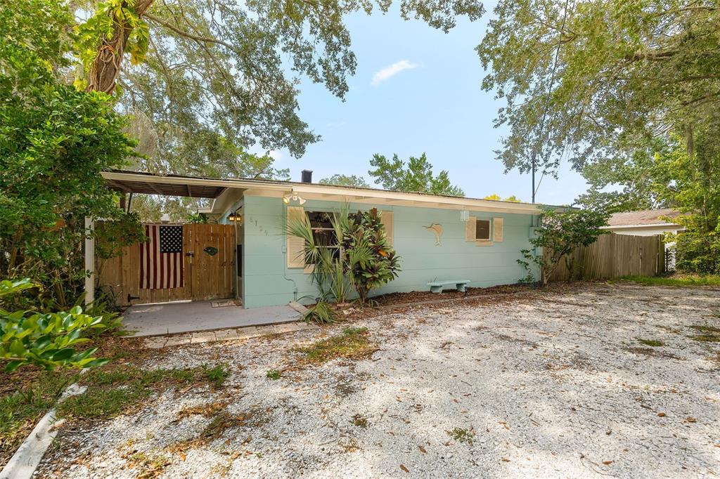 6129 BEACON POINT DRIVE