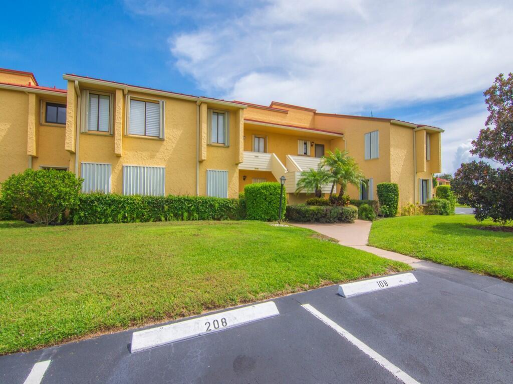 5373 SE Miles Grant Road # 208, Stuart FL 34997