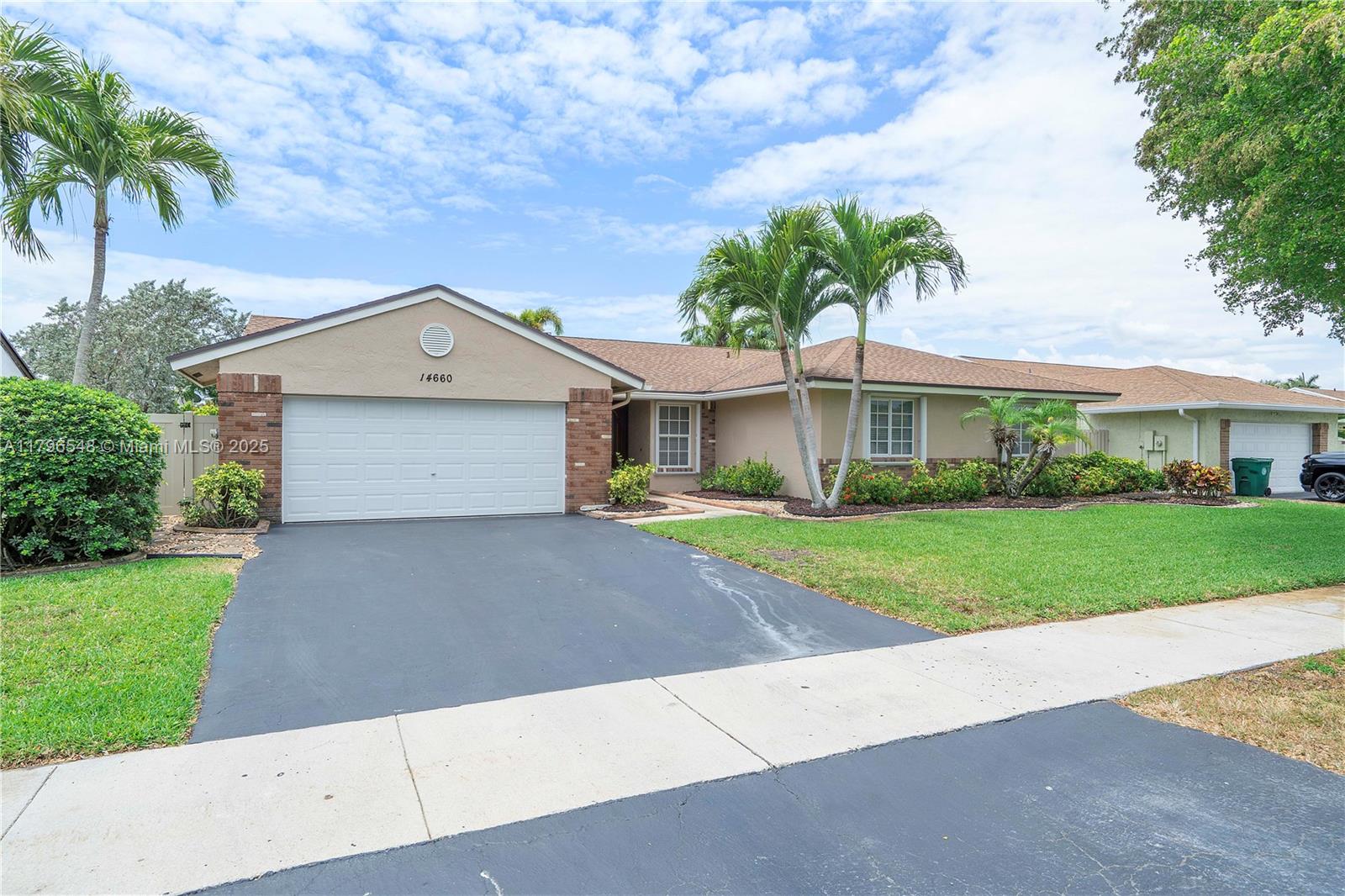14660 Highland Springs Ct, Davie FL 33325