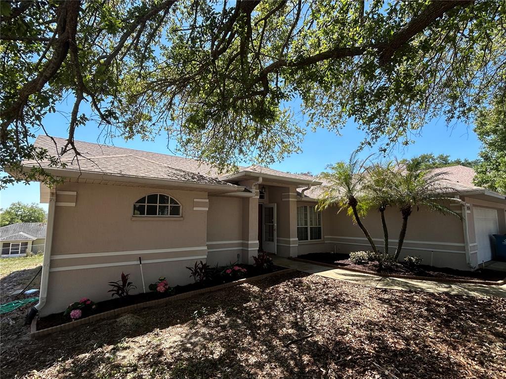 924 PRIMROSE WAY
