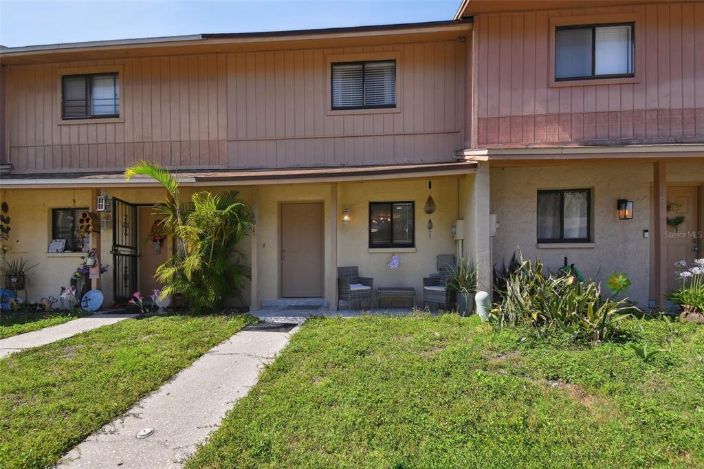 4017 CEDAR LIMB COURT