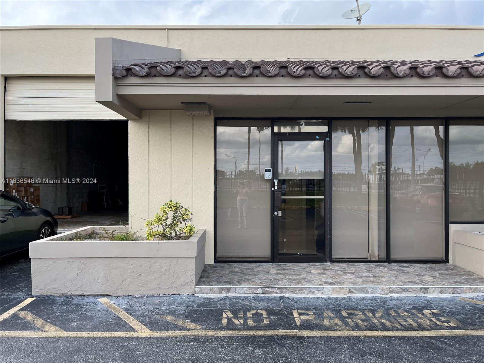 6135 NW 167th St # E3, Hialeah FL 33015