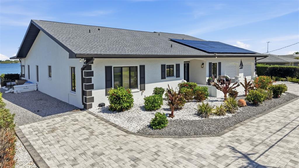 5207 BAY STATE ROAD