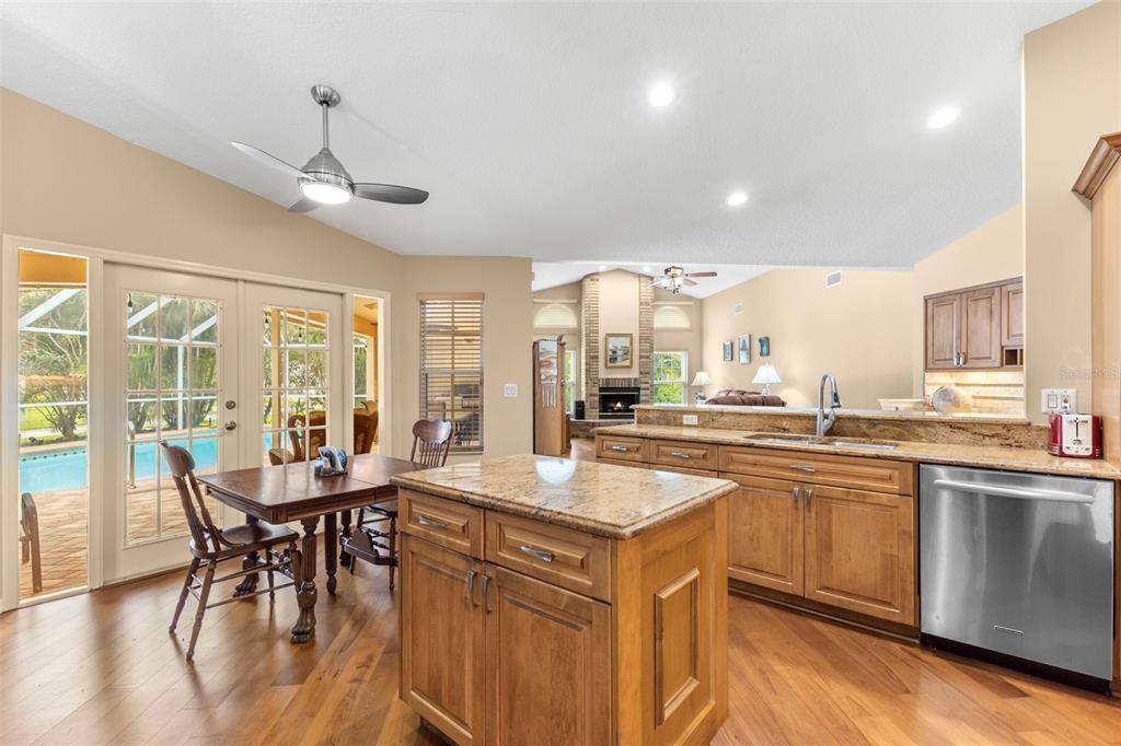 2686 SCOBEE DRIVE, PALM HARBOR, FL — photo 4 of 30
