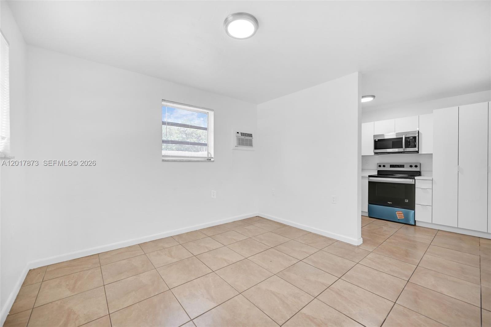567-3 NW 90th St, El Portal FL 33150