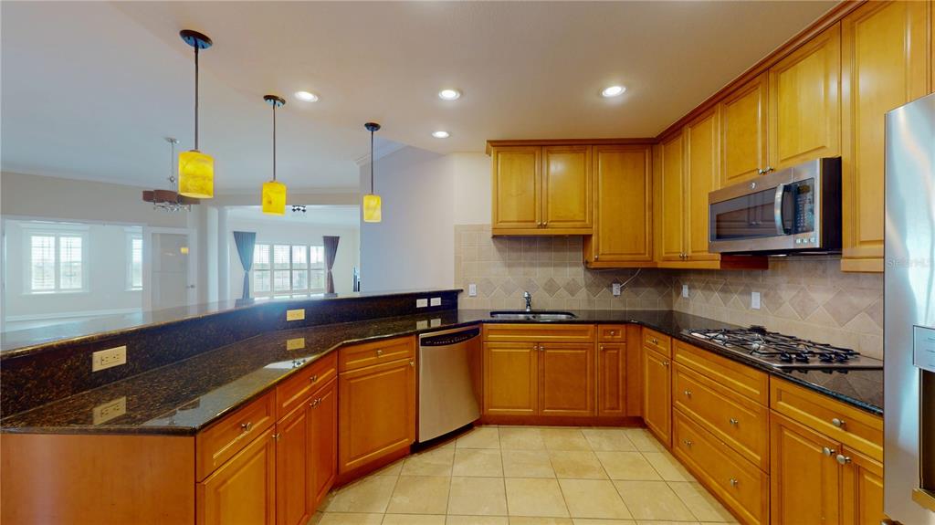 2305 EDGEWATER DRIVE UNIT 1606, ORLANDO, FL — photo 5 of 30