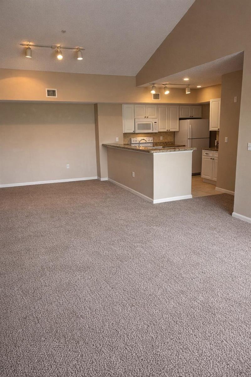 272 Village Boulevard Unit 7305, Tequesta FL 33469