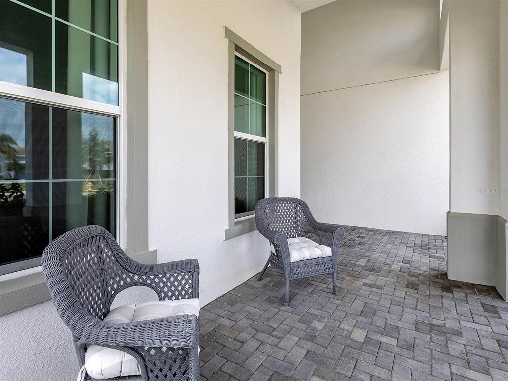 8191 REDONDA LOOP, LAKEWOOD RANCH, FL — photo 3 of 30