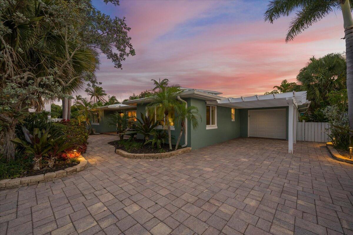 440 Jupiter Lane, Juno Beach FL 33408
