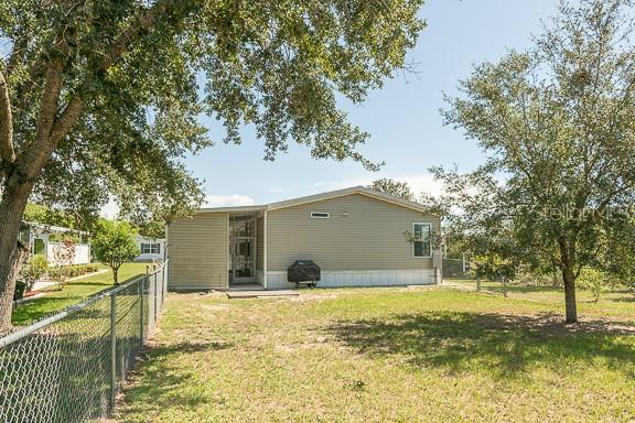 9343 SCEPTER AVENUE, BROOKSVILLE, FL — photo 3 of 30