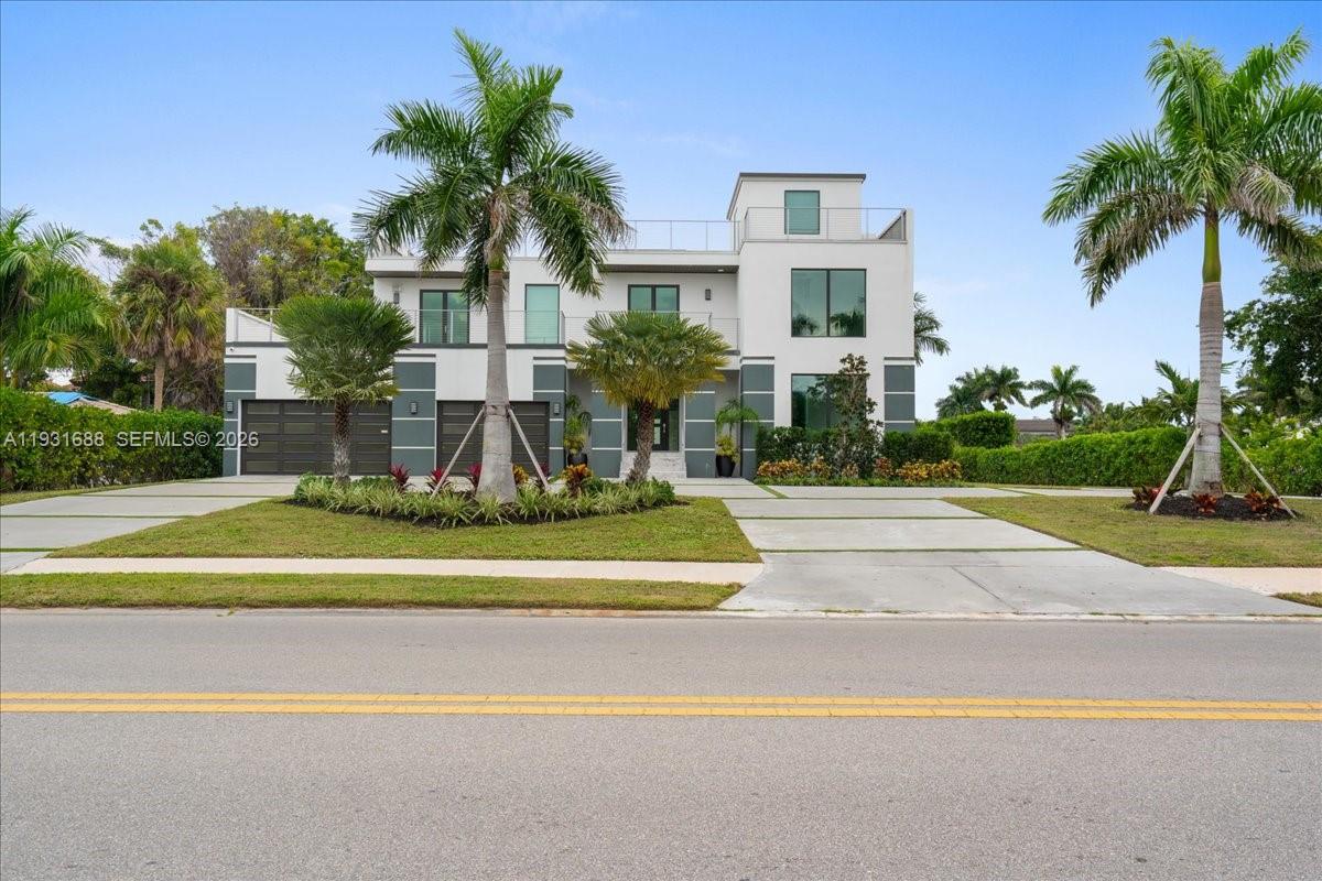 3800 Crayton Road, Naples FL 34103