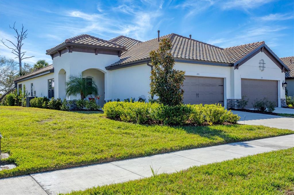221 PALIDORO CIRCLE