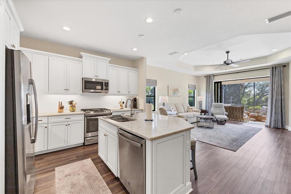 221 PALIDORO CIRCLE, NOKOMIS, FL — photo 4 of 30