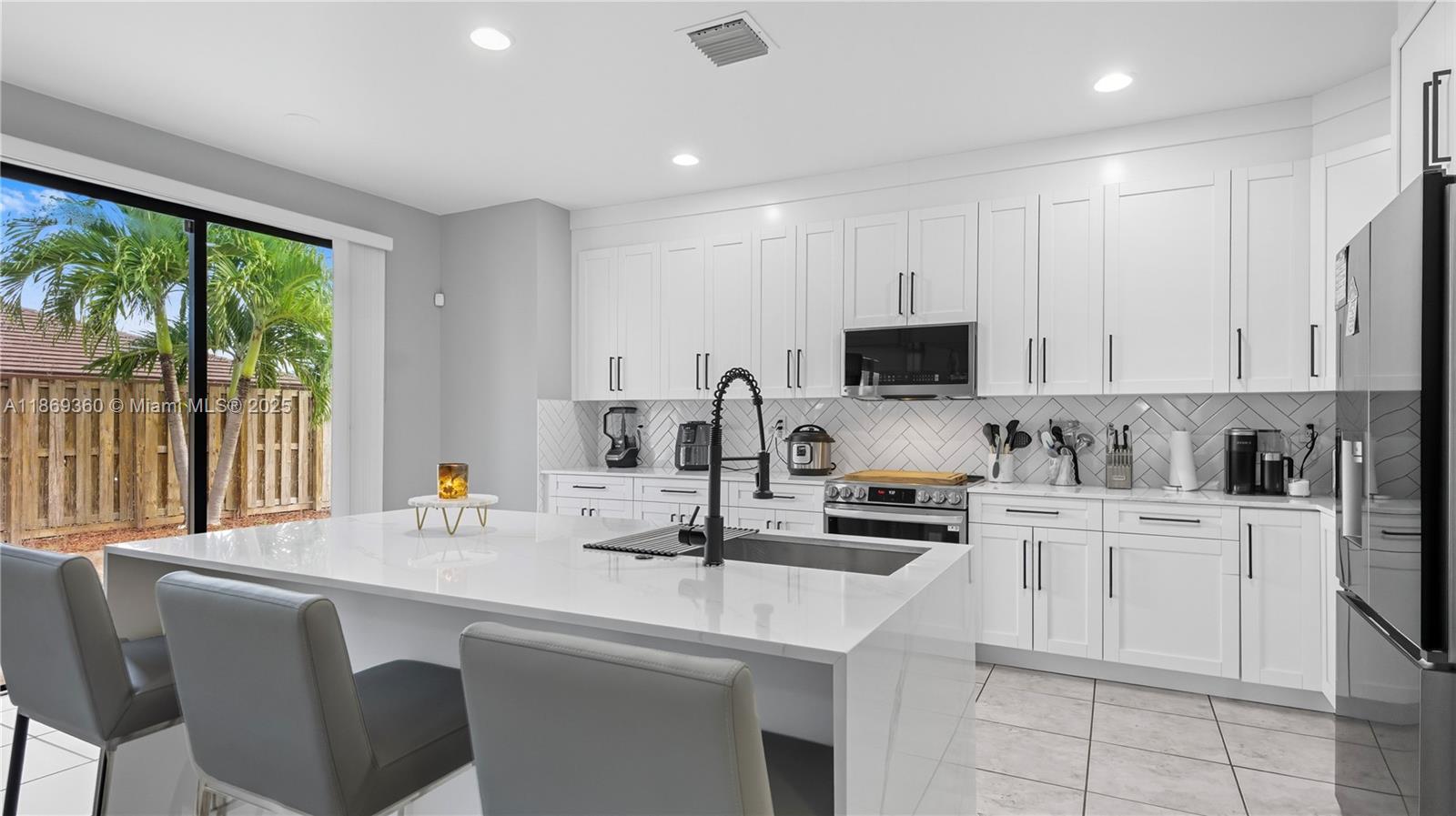 15305 SW 173rd St, Miami FL 33187