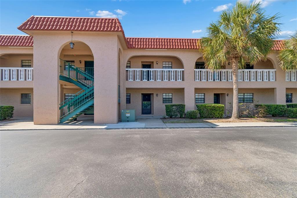 1750 BELLEAIR FOREST DRIVE UNIT A5