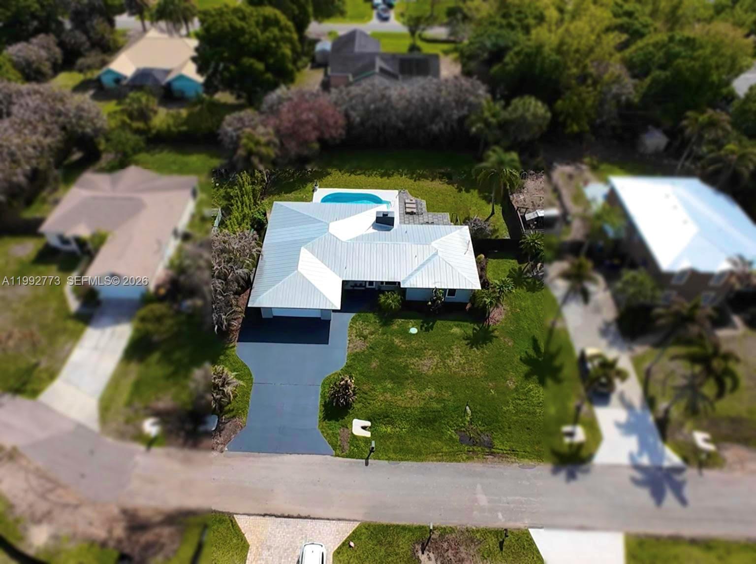 2497 NW South Manor Ave, Stuart FL 34994