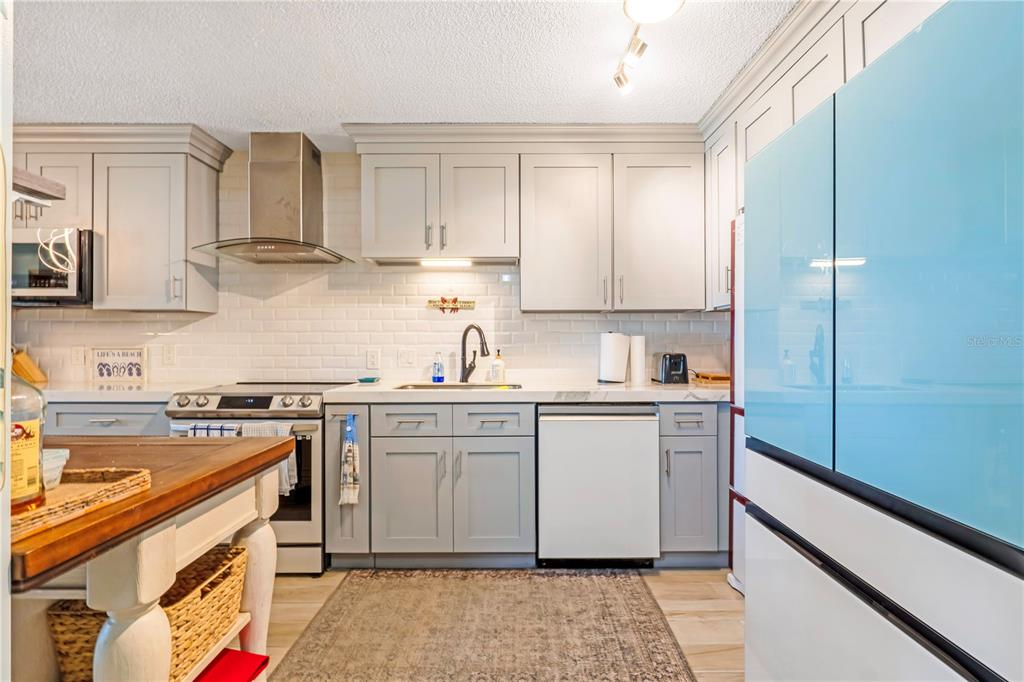 2222 OCEAN SHORE BOULEVARD UNIT 102B, ORMOND BEACH, FL — photo 5 of 28