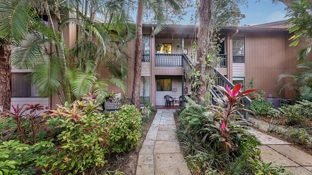 1608 BAYHOUSE POINT DRIVE UNIT GL304