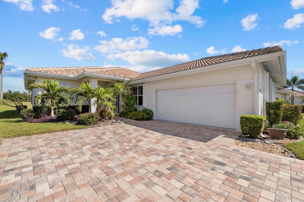 6766 GREENVIEW LANE