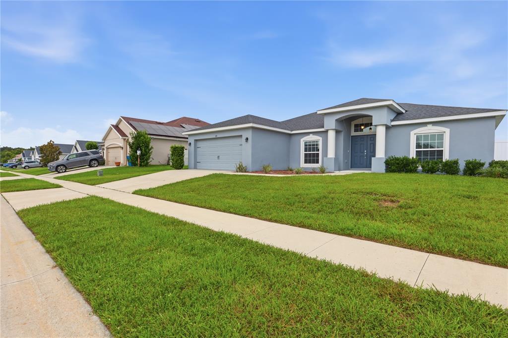 185 CLOVERBROOK TRAIL, DAVENPORT, FL — photo 3 of 30