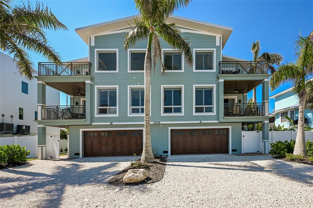 109 6TH STREET N UNIT A & B
