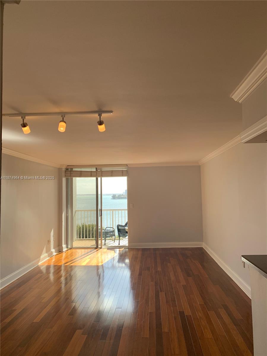 150 SE 25th Rd # 9K, Miami FL 33129