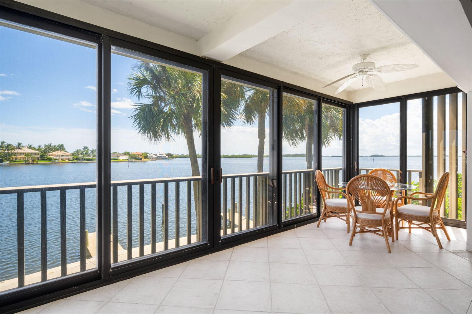 4MLS Enclosed Porch — VERO BEACH, FL