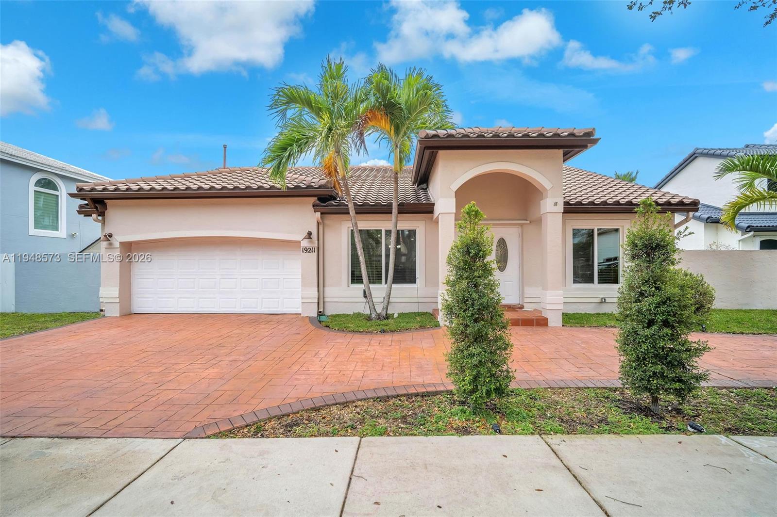 19211 NW 88th Ct, Hialeah FL 33018