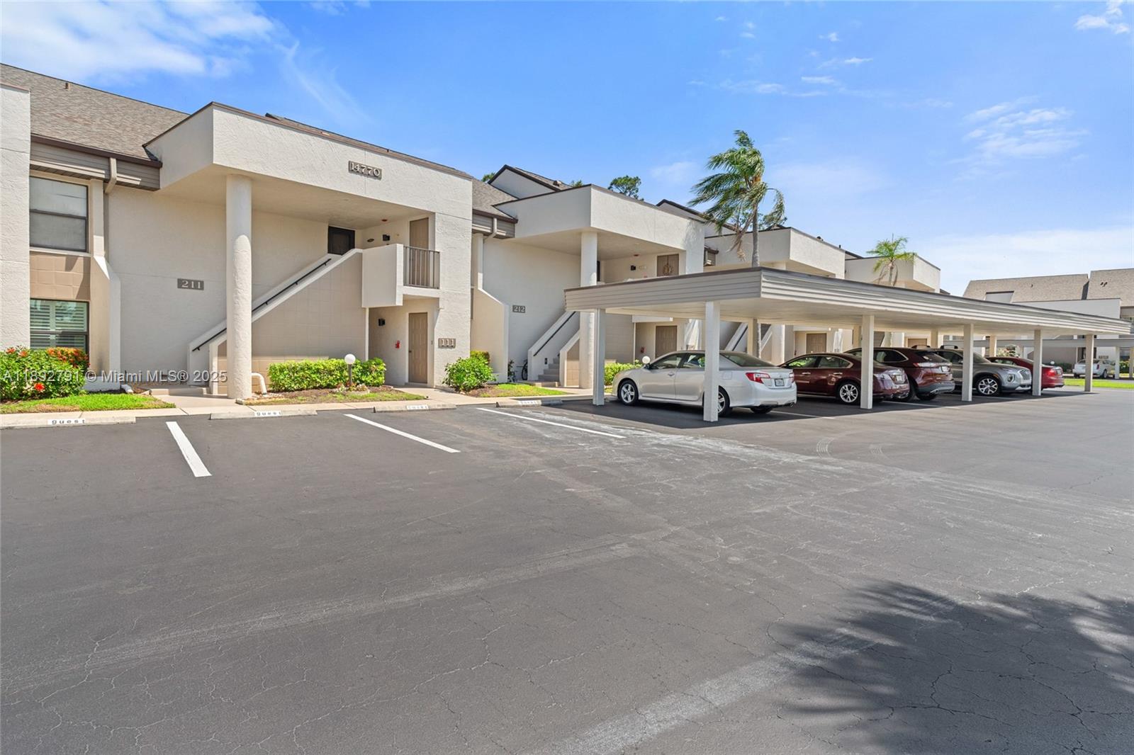14770 EAGLE RIDGE DR # 112, Fort Myers FL 33912