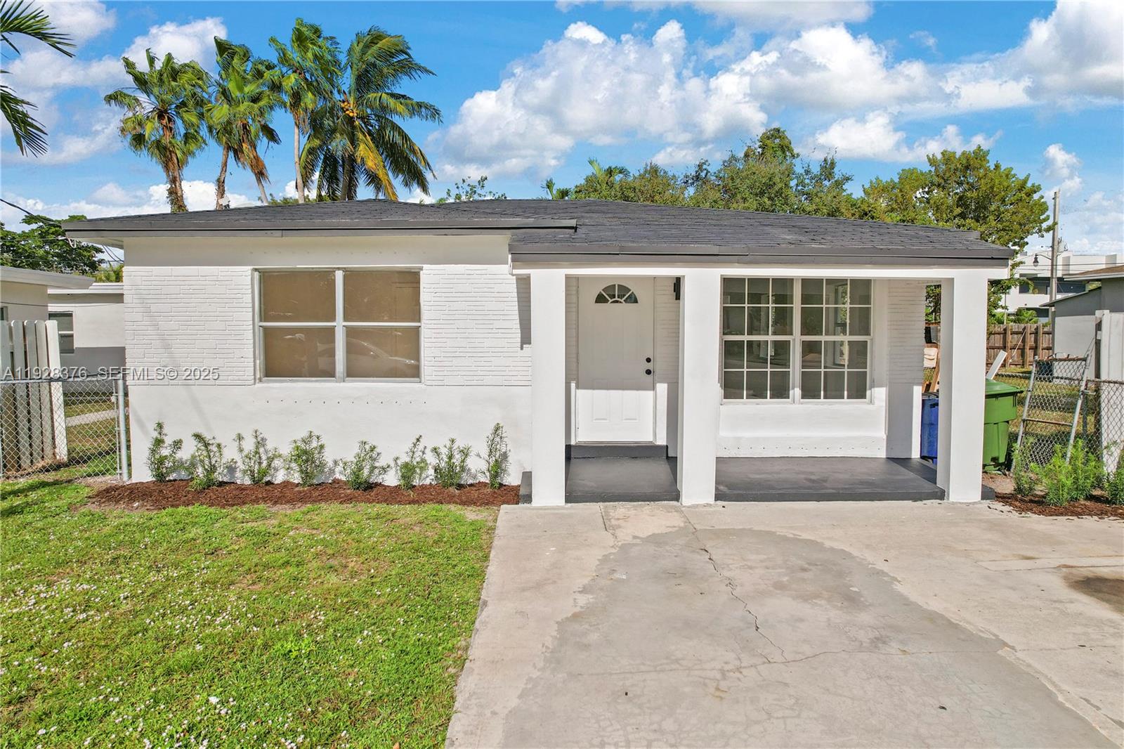 608 NW 6th Ct, Hallandale Beach FL 33009