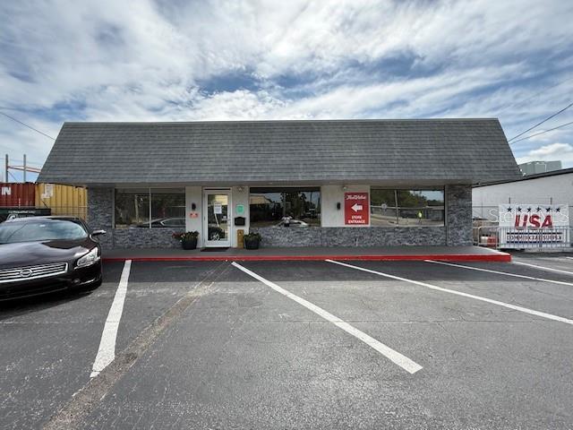 9511 N NEBRASKA AVENUE